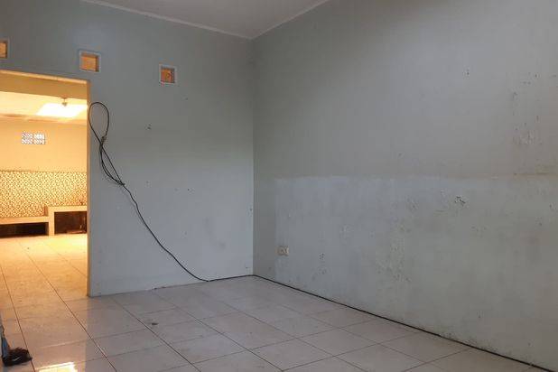 Dijual rumah 1 lantai di Komplek Bumi Adipura Gedebage super strategis