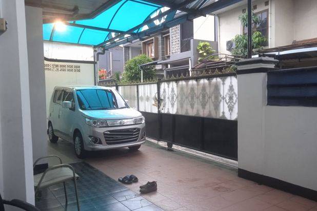Rumah dijual cepat di Komplek Kembar Buahbatu Kota Bandung strategis