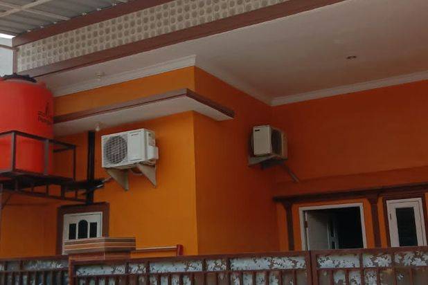 Rumah Bagus Semi Furnished SHM di Pondok Ungu Permai h1059
