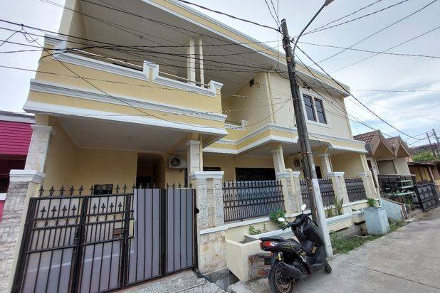 Disewa Rumah big di Taman harapan baru (H1115)