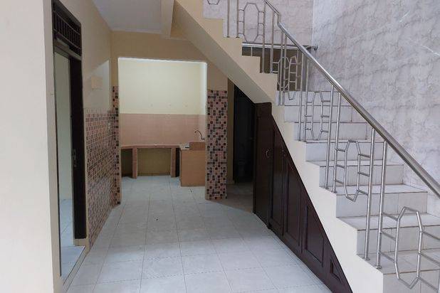 Disewa Rumah big di Taman harapan baru (H1115)