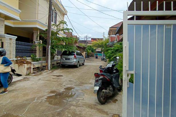 Disewa Rumah big di Taman harapan baru (H1115)