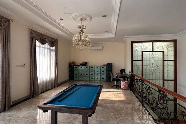 For Rent Rumah Mewah Siap Huni di Daerah Melawai
