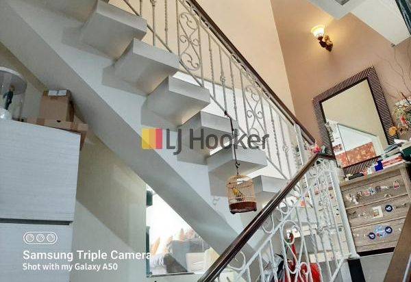 RUMAH RAPI SIAP PAKAI DI MITRA GADING VILLA KELAPA GADING