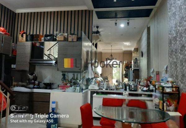 RUMAH RAPI SIAP PAKAI DI MITRA GADING VILLA KELAPA GADING