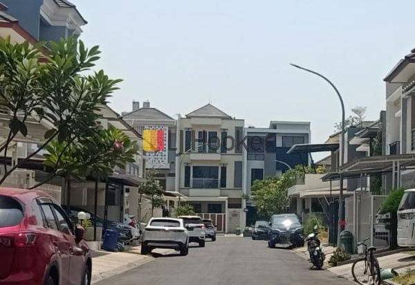 Di Jual Rumah Sangat Terawat di Gading Residence Kelapa Gading