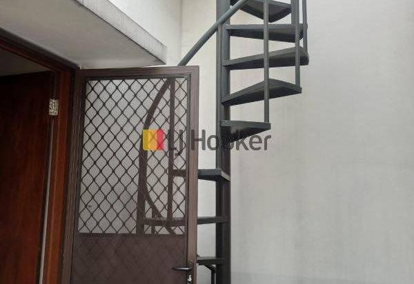 Di Jual Rumah Sangat Terawat di Gading Residence Kelapa Gading