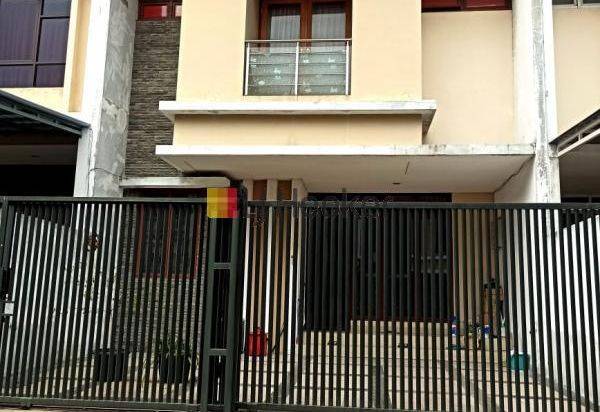 Di Jual Rumah Sangat Terawat di Gading Residence Kelapa Gading