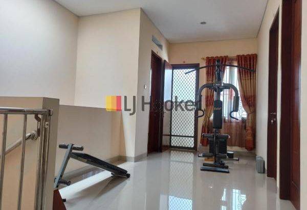 Di Jual Rumah Sangat Terawat di Gading Residence Kelapa Gading