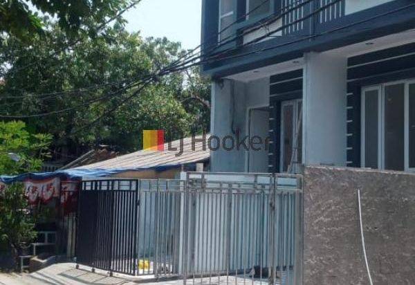 Rumah Hadap Taman Di Komplek Bea Cukai Sukapura Cilincing Jakarta Utara