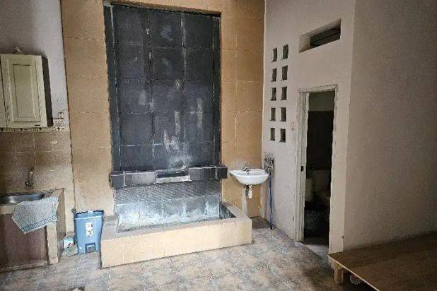 Rmh di Suko Semolo 2 Lt Semi Minimalis Terawat dekat Merr