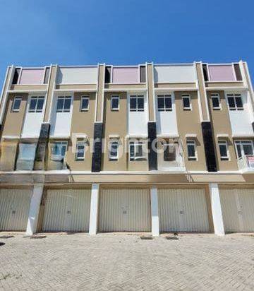 Ruko Baru Gress di Kutisari dekat Ahmad Yani Ready 5 Unit Siap Pakai