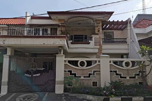 Termurah! Rumah 2 lantai di Nginden Intan, one gate system
