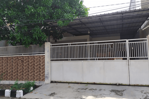 Rumah minimalis keren di Gayungsari dekat Ahmad Yani