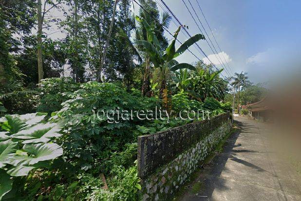 Tanah pekarangan hook dijual PAKEM dekat WISATA KALIURANG
