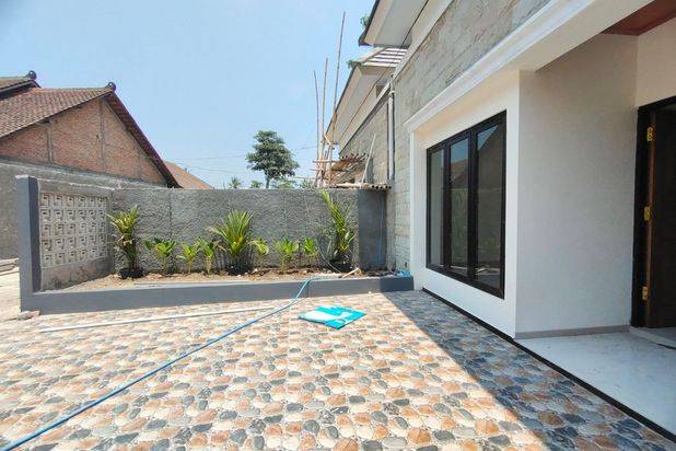 Rumah dijual JAKAL dekat Lapangan Klidon