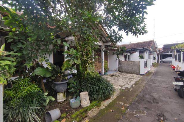 1 UNIT RUMAH SECOND SANDEN