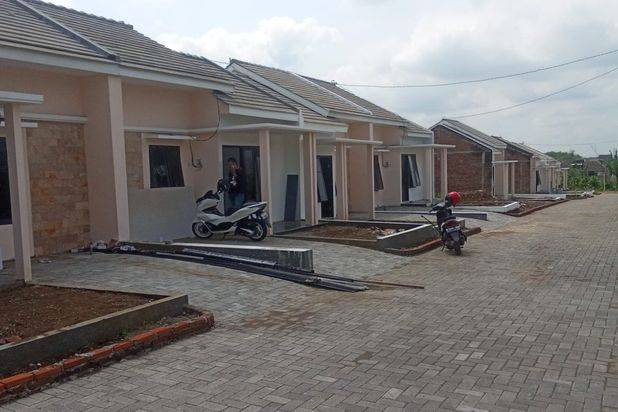 rumah mewah 1 lantai malang