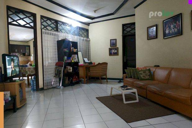 Rumah Luas Dan Klasik Siap Huni Di Bougenville Antapani 1741