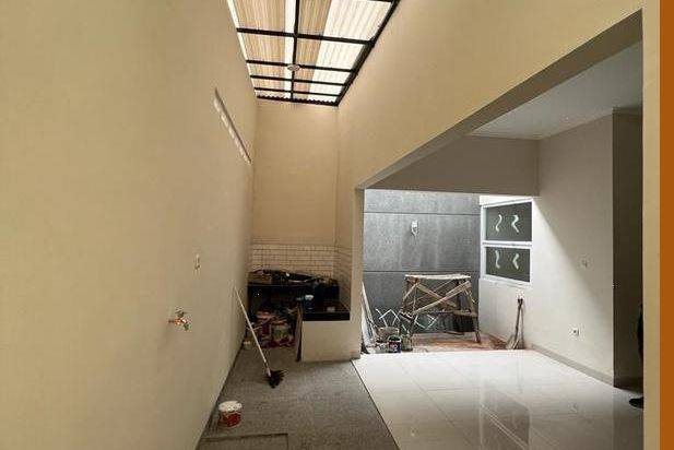 Rumah Sudut Ready Stock Cisaranten Dkt Arcamanik Ujungberung Bandung 2146-1