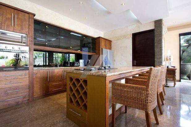 Tanah Luxury Beach Front Seminyak Bali