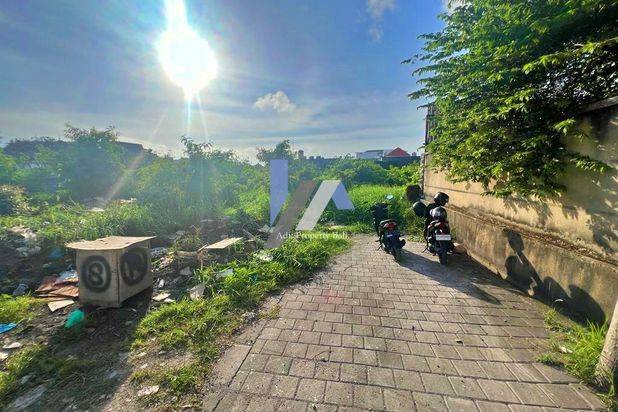 Tanah Pantai Berawa Canggu Badung Bali