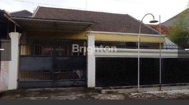 Murah Medokan Asri Rungkut, ROW jalan 3 mobil