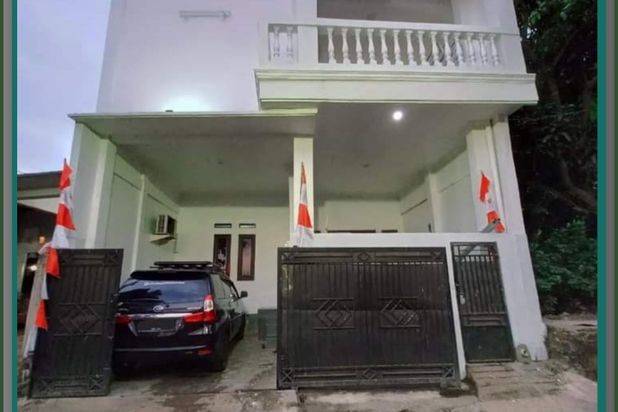 Di Jual rumah 2 lantai mewah di dekat perumahan Ovida Bekasi