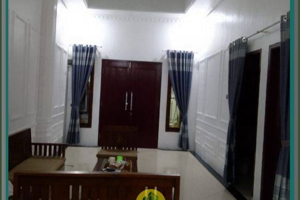 Di Jual rumah 2 lantai mewah di dekat perumahan Ovida Bekasi