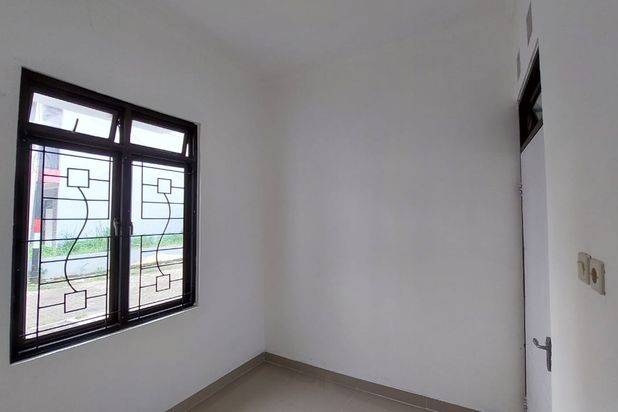Rumah Dalam Perumahan Area Cibinong Dekat Stasiun Bojonggede