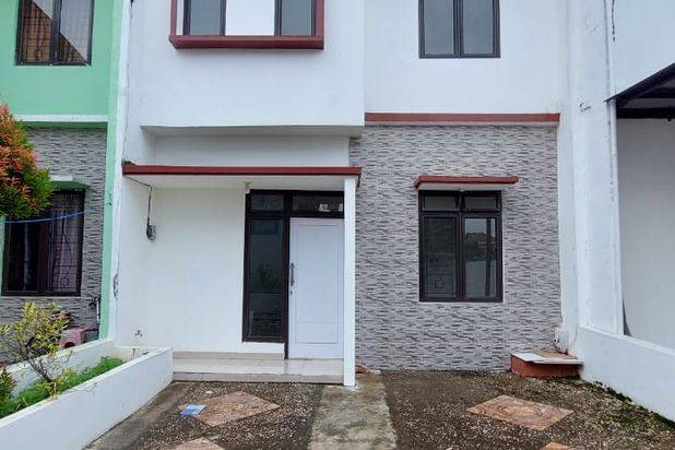 Rumah Dalam Perumahan Area Cibinong Dekat Stasiun Bojonggede