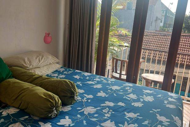 Rumah 2 Lantai Perum Villa Mutiara Cinere 10 Menit Toll Krukut
