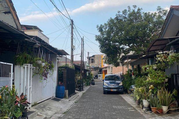 Rumah Dalam Komplek Area Pancoran Mas Dekat Tol Sawangan