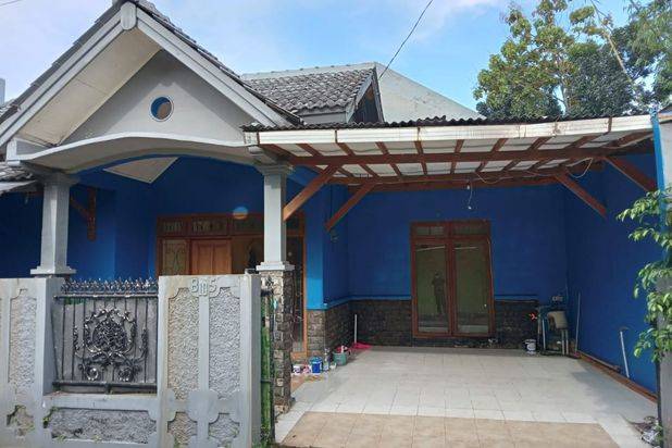 Rumah Hook Siap Huni Dekat Tol Desari Area Pancoran Mas Depok