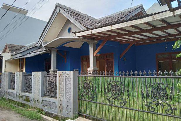 Rumah Hook Siap Huni Dekat Tol Desari Area Pancoran Mas Depok