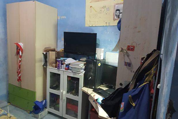 Ciu.164 DIJUAL CEPAT !! Rumah Standart Siap Huni di duren Sawit bisa Nego