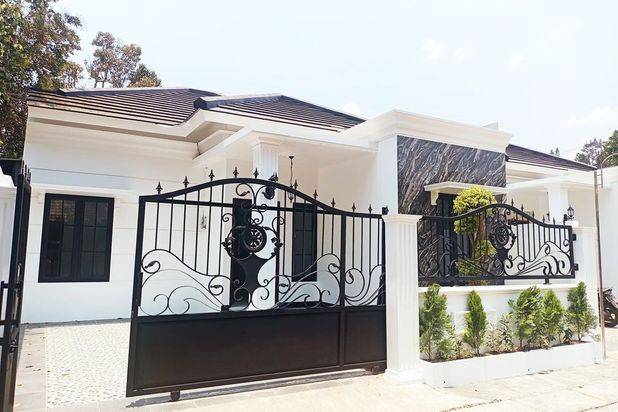 Rumah Mewah Klasik Jl. Godean