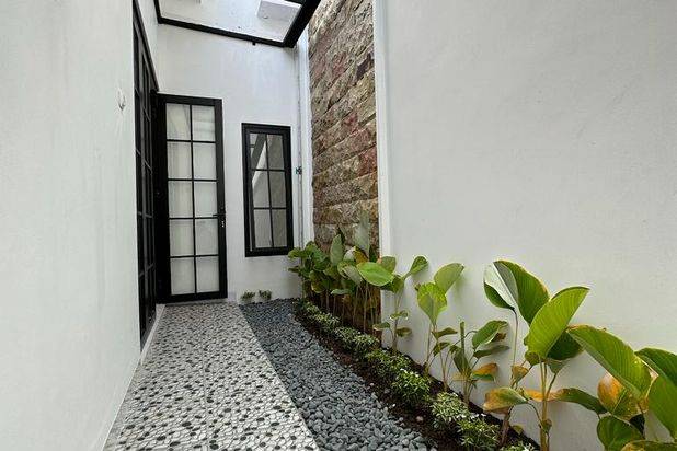 Rumah Mewah Klasik Jl. Godean