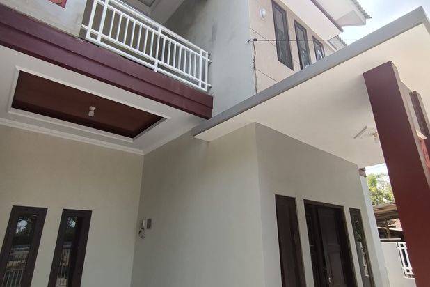 Rumah dijual 2 lantai Strategis dekat JogjaBay