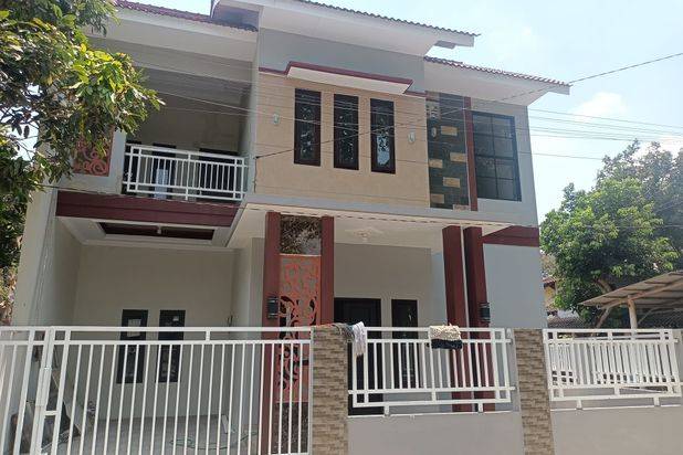 Rumah dijual 2 lantai Strategis dekat JogjaBay