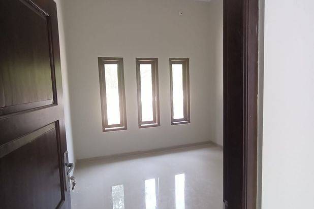 Rumah dijual 2 lantai Strategis dekat JogjaBay