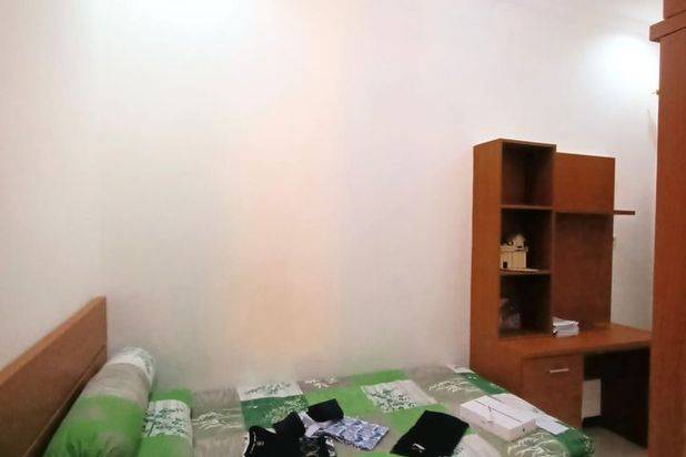 Rumah Mewah Full Furnished 2 lantai Asri Halaman Luas di Tajem