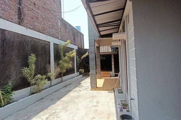 Dijual Rumah Luas strategis Jl. Kadirojo Utara Kampus UKRIM