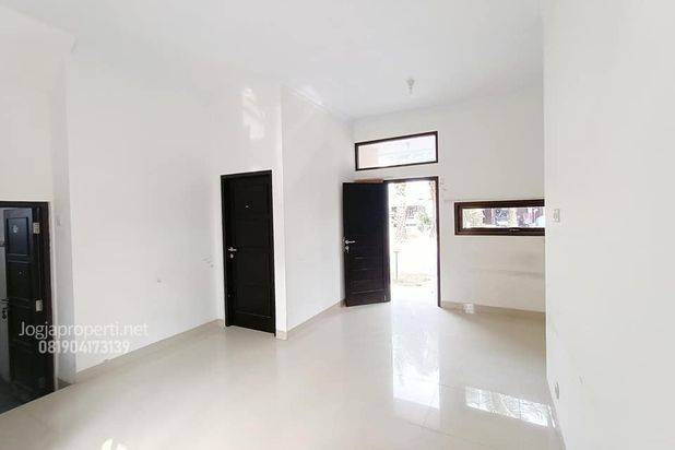Rumah hook 2 lantai Pondok Permai Giwangan