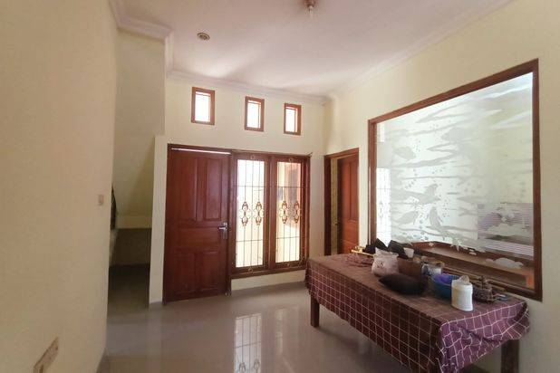Dijual Rumah 2 lantai Cluster dekat UGM