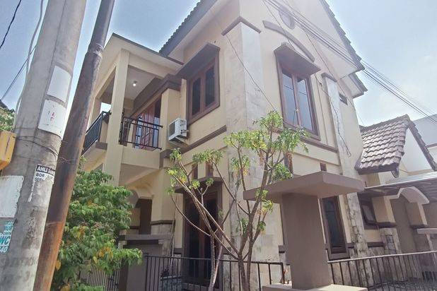 Dijual Rumah 2 lantai Cluster dekat UGM