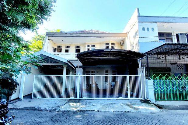 Rumah Kos Aktif Dukuh Kupang Kondisi Butuh Di Cat Sedikit