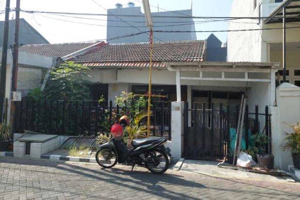 Mulyosari, Rumah Lama Perlu Bangun Ulang, 300 meter dari Raya Mulyosari