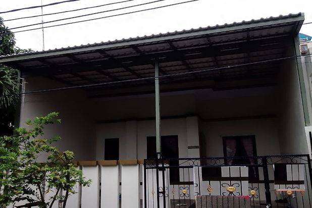 015 Di sewakan rumah di cluster taman sari harapan indah 2