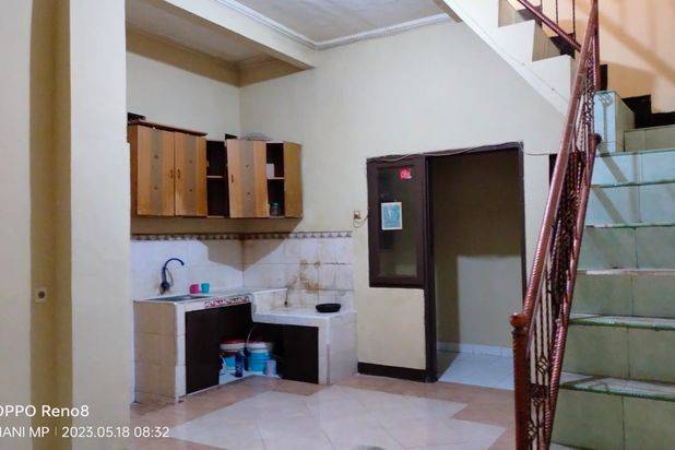 Rumah nyaman di antapani dekat komplek puridago